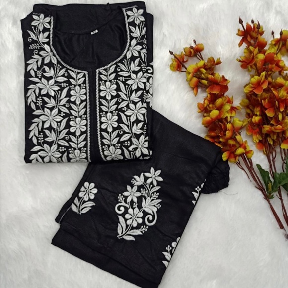 Chikankari Design, Black Color Kurti With Pant in Georgette With Embroidery - Picture 2 of 2